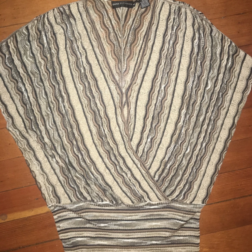 DANA BUCHMAN  Brown/Tan Rayon V Neck Top L.